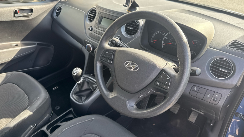 Hyundai i10 1.0 SE 5dr Petrol Hatchback